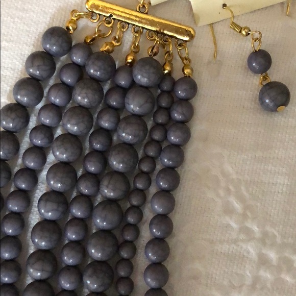 CHARCOAL Bead Strand Necklace & Earrings set - Picture 6 of 9